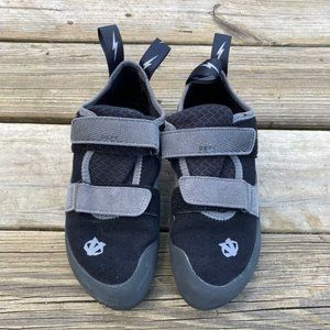 Evol Defy unisex rock climbing shoes